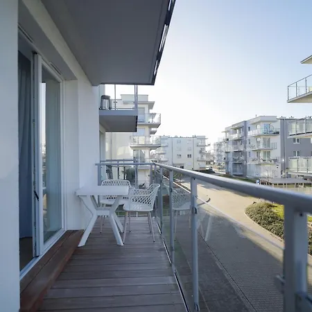 Baltic Calm 30m2 2room Sunset Balcony 850m To Sea , Netflix 코워브제크