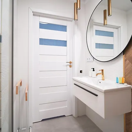 Baltic Calm 30m2 2room Sunset Balcony 850m To Sea , Netflix *
